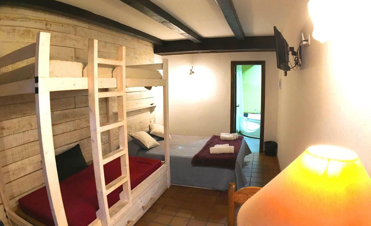 Albergue Boi Romanic Suites Barruera Bagian luar foto