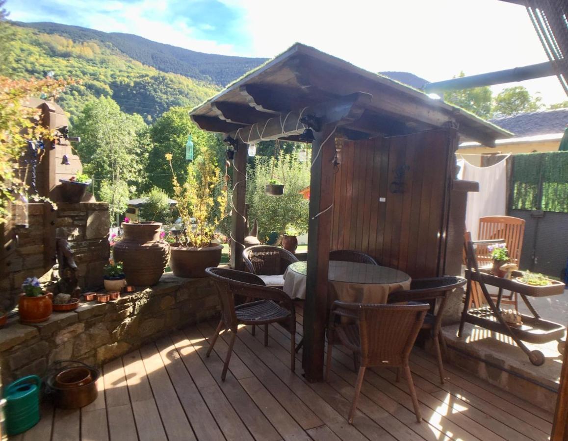 Albergue Boi Romanic Suites Barruera Bagian luar foto