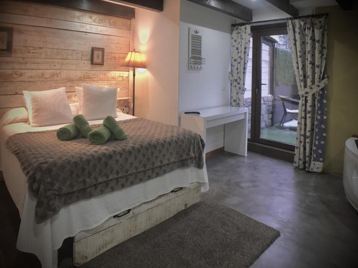 Albergue Boi Romanic Suites Barruera Bagian luar foto